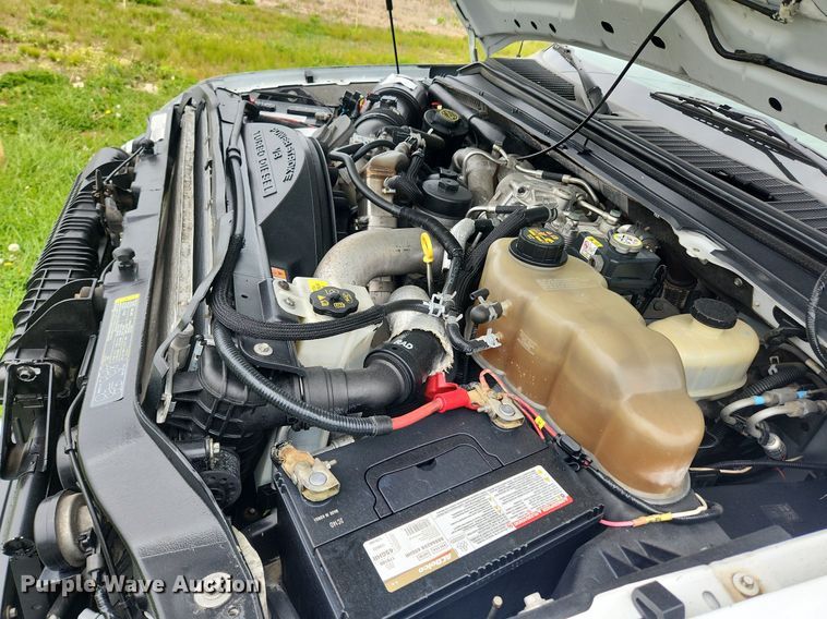 image for item MW9744 2009 Ford F350 Super Duty  utility bed pickup truck