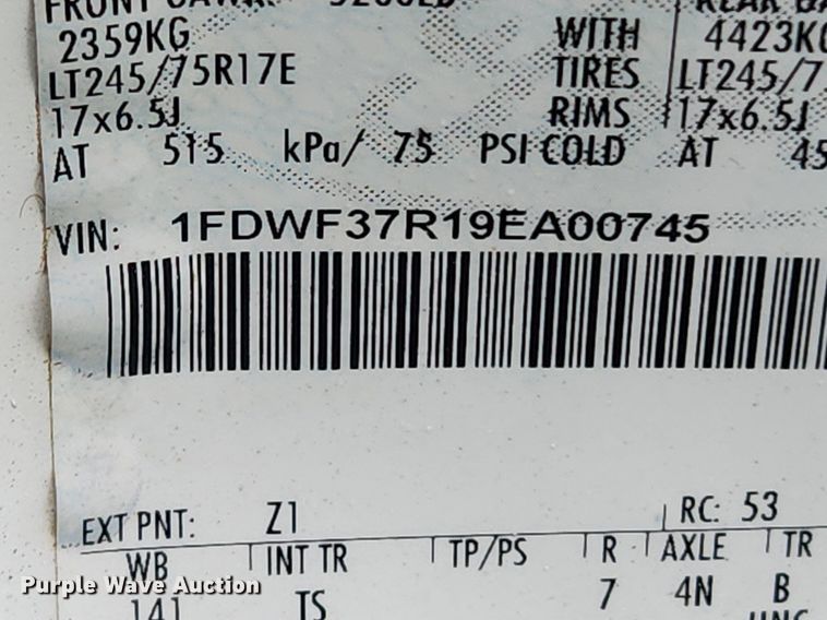 image for item MW9744 2009 Ford F350 Super Duty  utility bed pickup truck