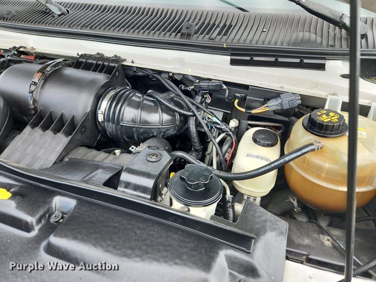 image for item MW9764 2011 Ford E350 Super Duty  utility van