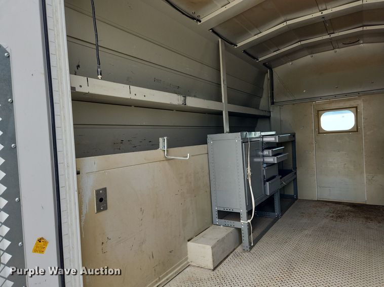 image for item MW9764 2011 Ford E350 Super Duty  utility van