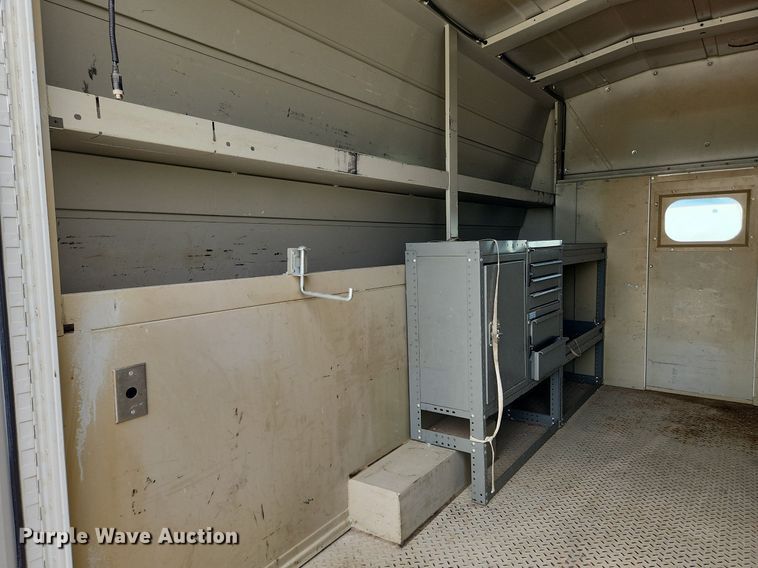 image for item MW9764 2011 Ford E350 Super Duty  utility van