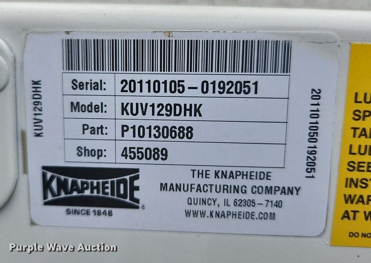 image for item MW9764 2011 Ford E350 Super Duty  utility van