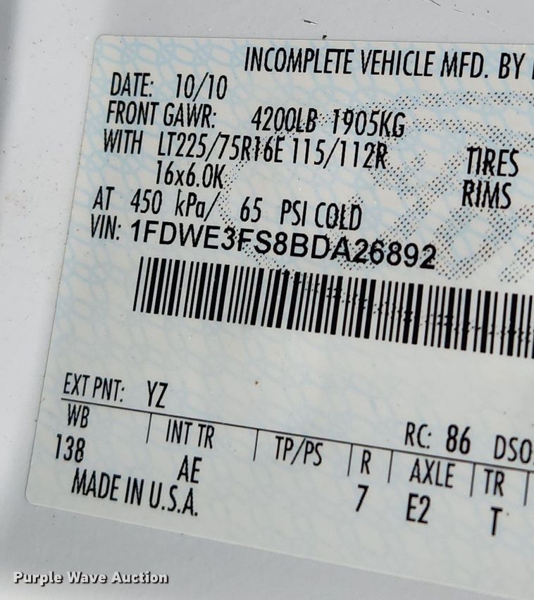 image for item MW9764 2011 Ford E350 Super Duty  utility van