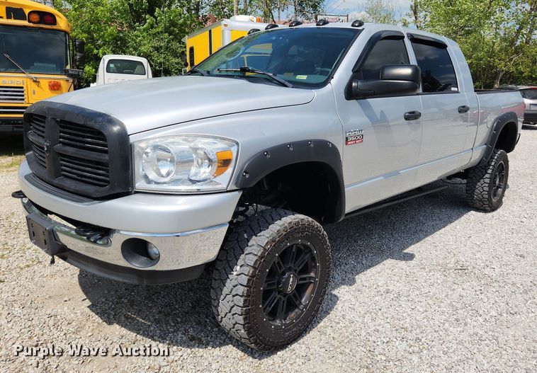 image for item MW9766 2008 Dodge Ram 3500HD  Mega Cab pickup truck