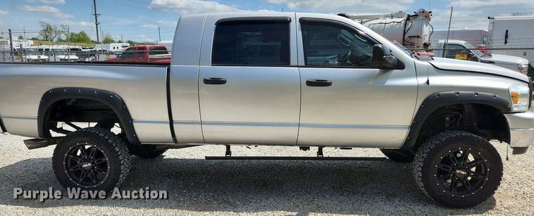 image for item MW9766 2008 Dodge Ram 3500HD  Mega Cab pickup truck