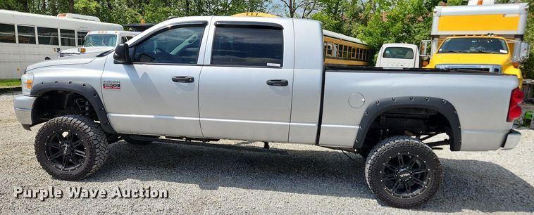 image for item MW9766 2008 Dodge Ram 3500HD  Mega Cab pickup truck