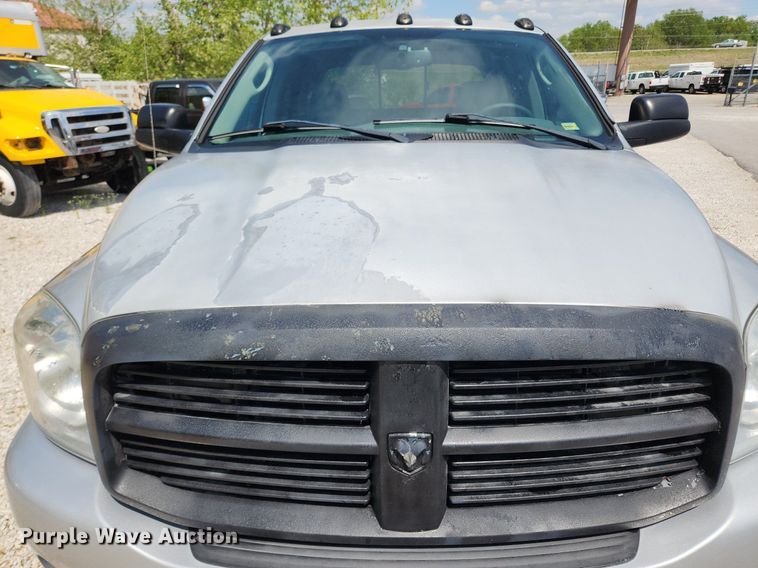 image for item MW9766 2008 Dodge Ram 3500HD  Mega Cab pickup truck