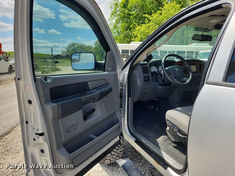 image for item MW9766 2008 Dodge Ram 3500HD  Mega Cab pickup truck