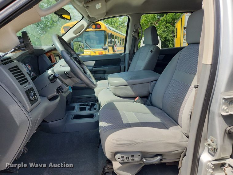 image for item MW9766 2008 Dodge Ram 3500HD  Mega Cab pickup truck