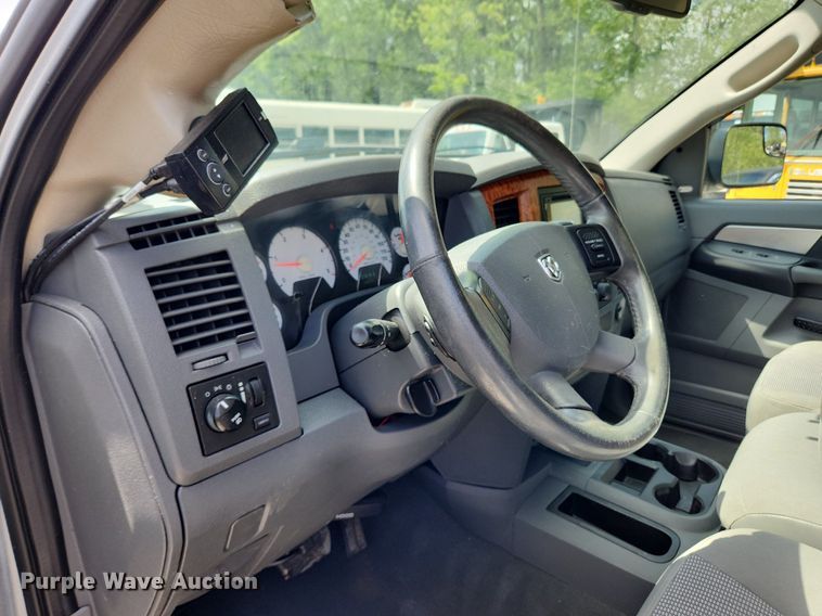 image for item MW9766 2008 Dodge Ram 3500HD  Mega Cab pickup truck