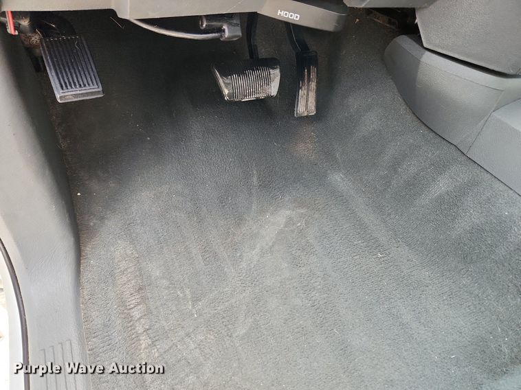 image for item MW9766 2008 Dodge Ram 3500HD  Mega Cab pickup truck