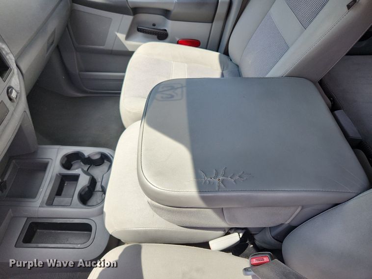 image for item MW9766 2008 Dodge Ram 3500HD  Mega Cab pickup truck