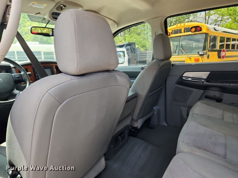 image for item MW9766 2008 Dodge Ram 3500HD  Mega Cab pickup truck