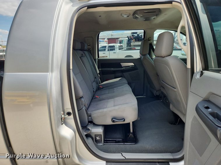 image for item MW9766 2008 Dodge Ram 3500HD  Mega Cab pickup truck