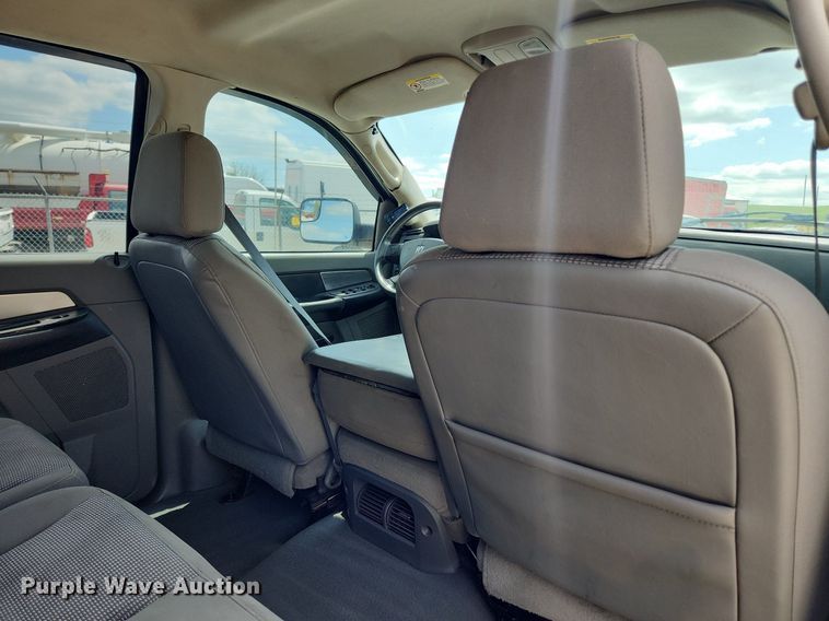 image for item MW9766 2008 Dodge Ram 3500HD  Mega Cab pickup truck