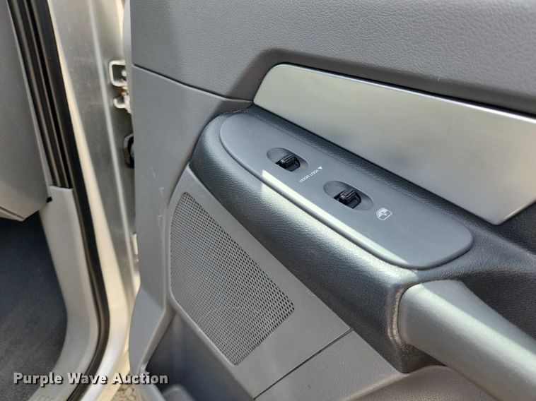 image for item MW9766 2008 Dodge Ram 3500HD  Mega Cab pickup truck