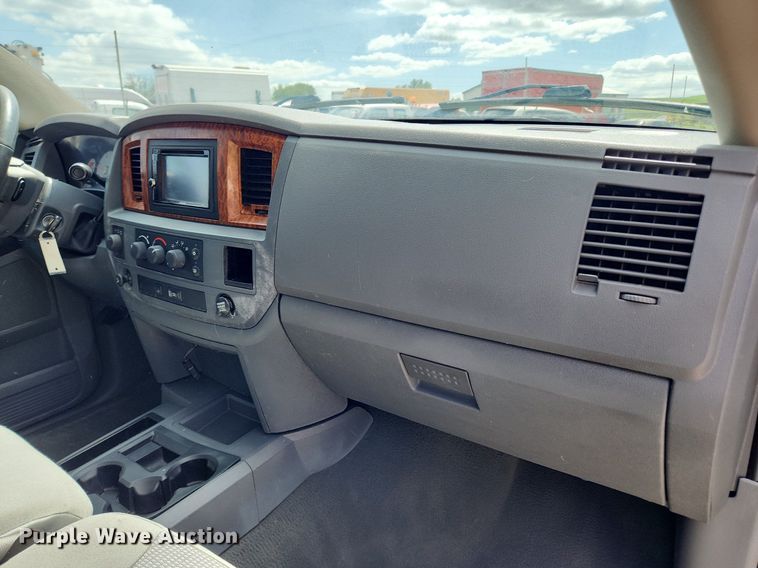 image for item MW9766 2008 Dodge Ram 3500HD  Mega Cab pickup truck