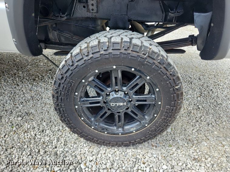 image for item MW9766 2008 Dodge Ram 3500HD  Mega Cab pickup truck