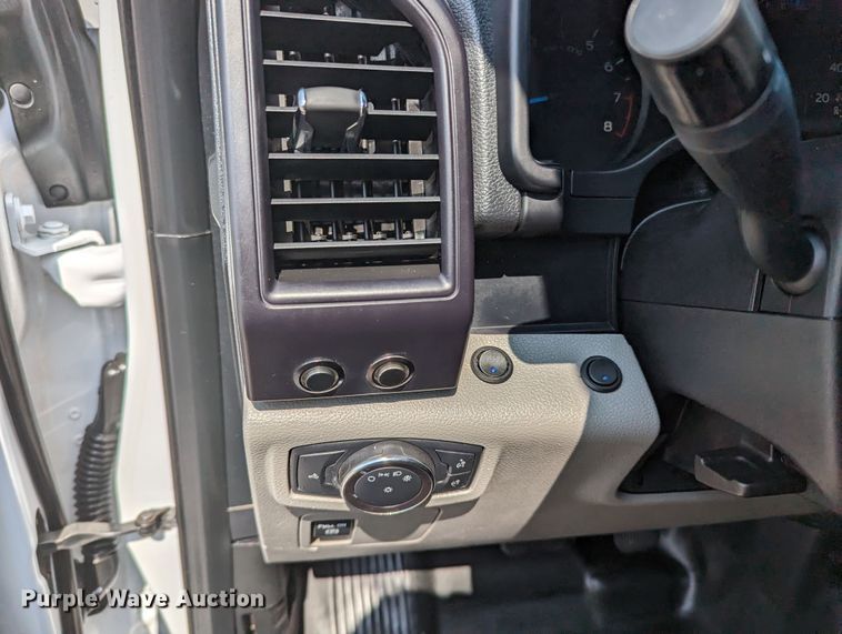 image for item MX9289 2017 Ford F150  pickup truck