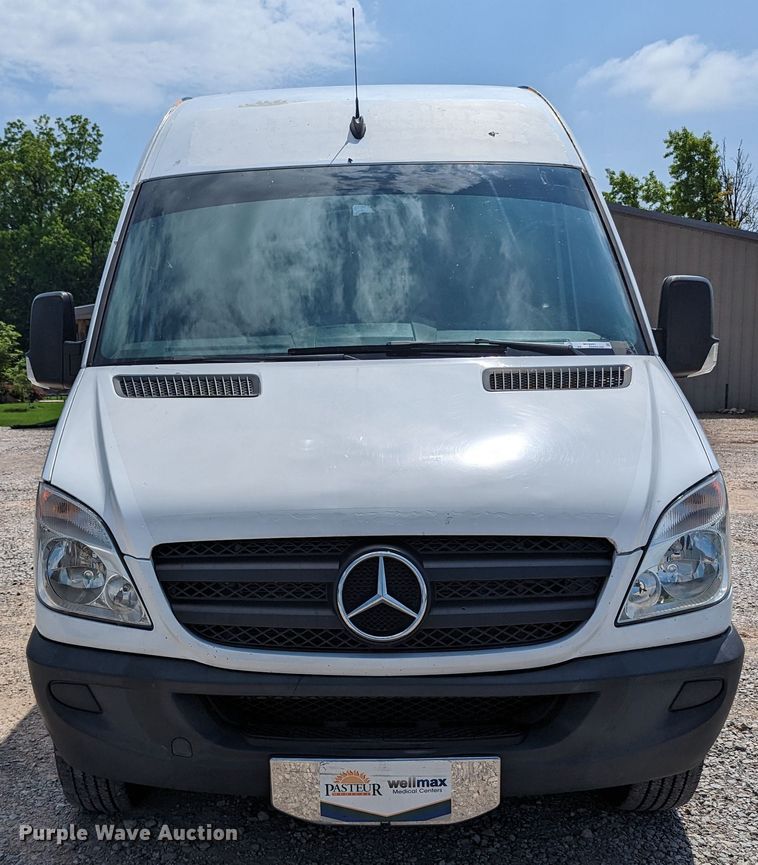 image for item MX9291 2011 Freightliner Sprinter  van