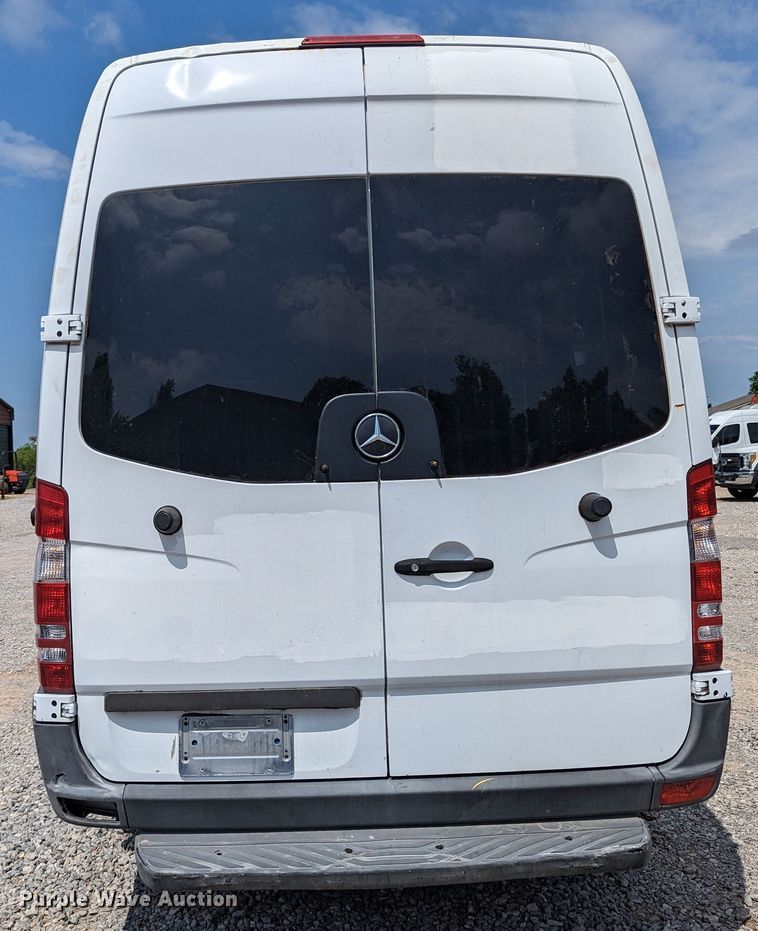 image for item MX9291 2011 Freightliner Sprinter  van