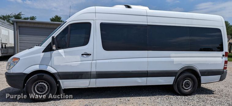 image for item MX9291 2011 Freightliner Sprinter  van