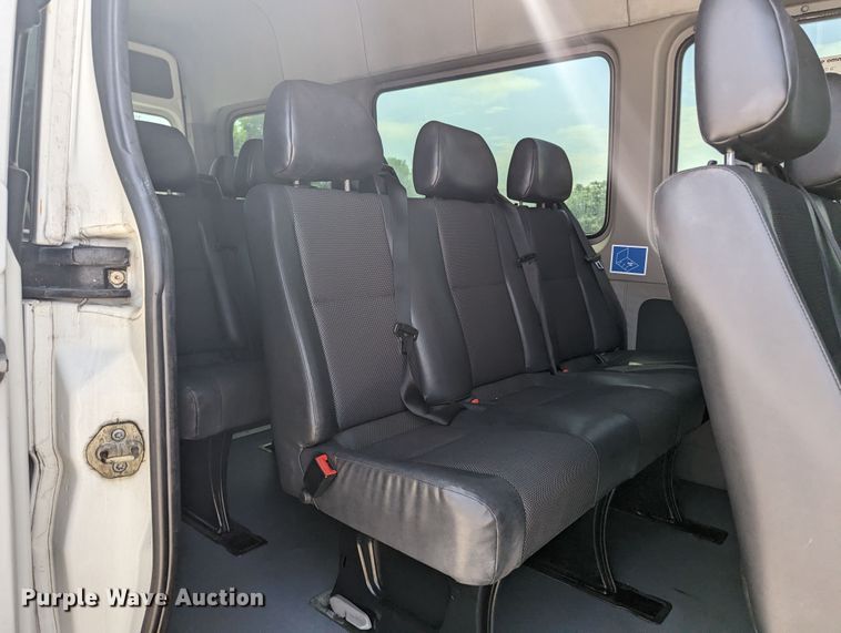 image for item MX9291 2011 Freightliner Sprinter  van
