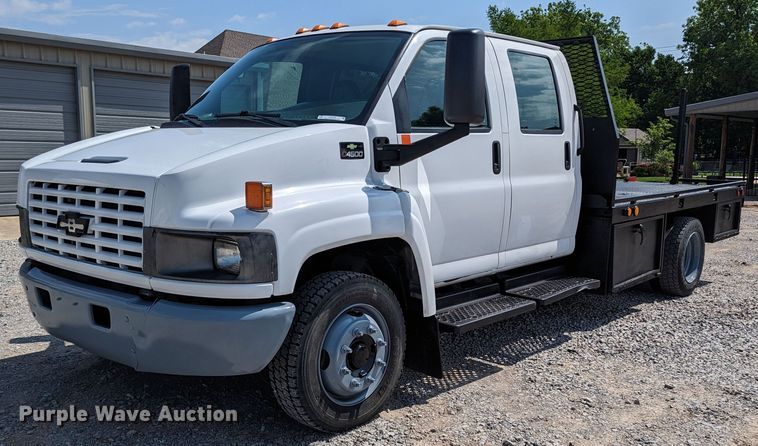 image for item MX9292 2008 Chevrolet C4500  Crew Cab flatbed truck