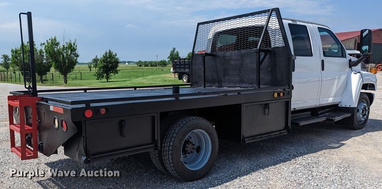 image for item MX9292 2008 Chevrolet C4500  Crew Cab flatbed truck