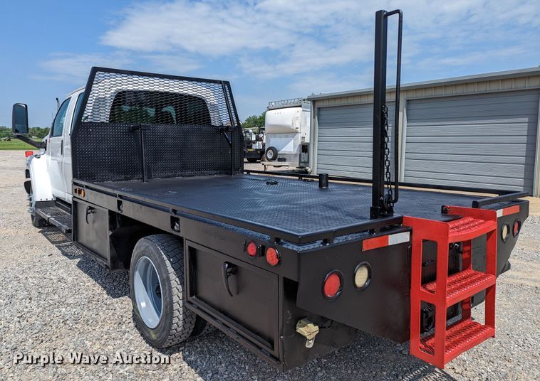 image for item MX9292 2008 Chevrolet C4500  Crew Cab flatbed truck