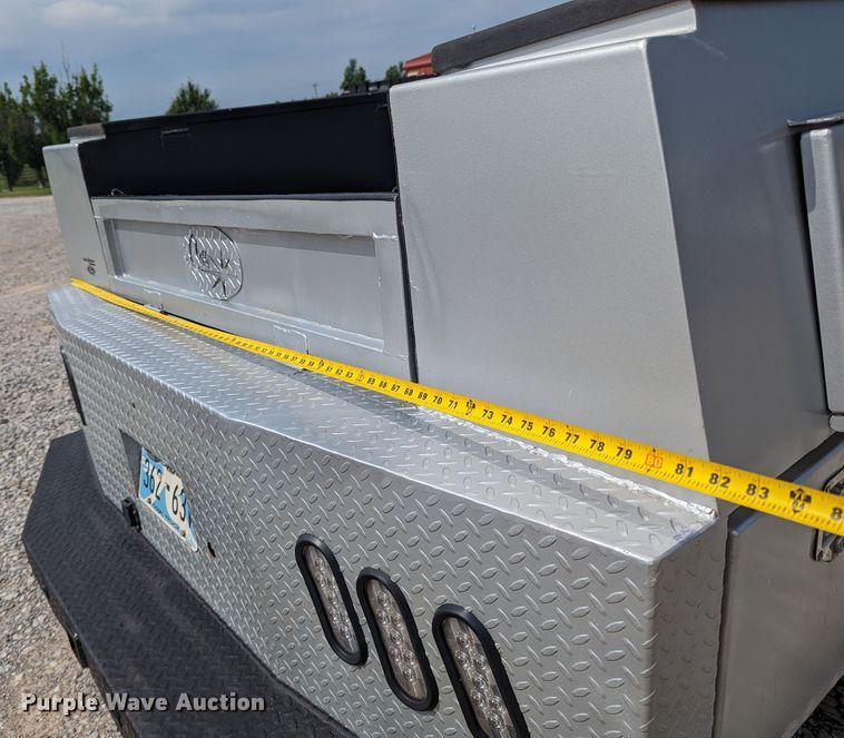 image for item MX9293 2018 Ford  F350 Super Duty  Crew Cab utility bed pickup truck