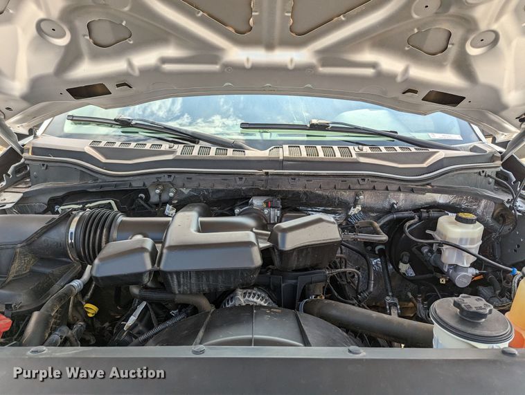 image for item MX9293 2018 Ford  F350 Super Duty  Crew Cab utility bed pickup truck