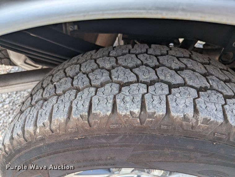 image for item MX9293 2018 Ford  F350 Super Duty  Crew Cab utility bed pickup truck