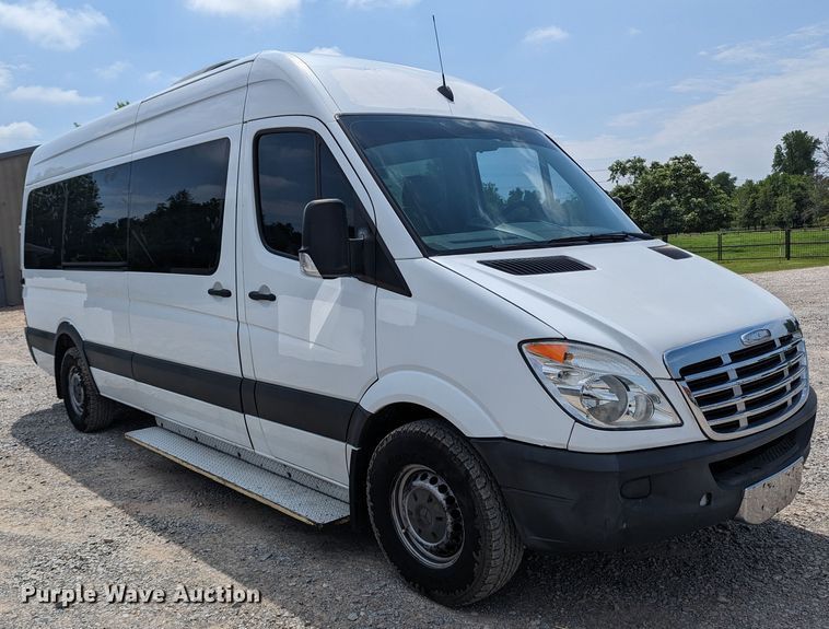 image for item MX9295 2011 Freightliner Sprinter  van