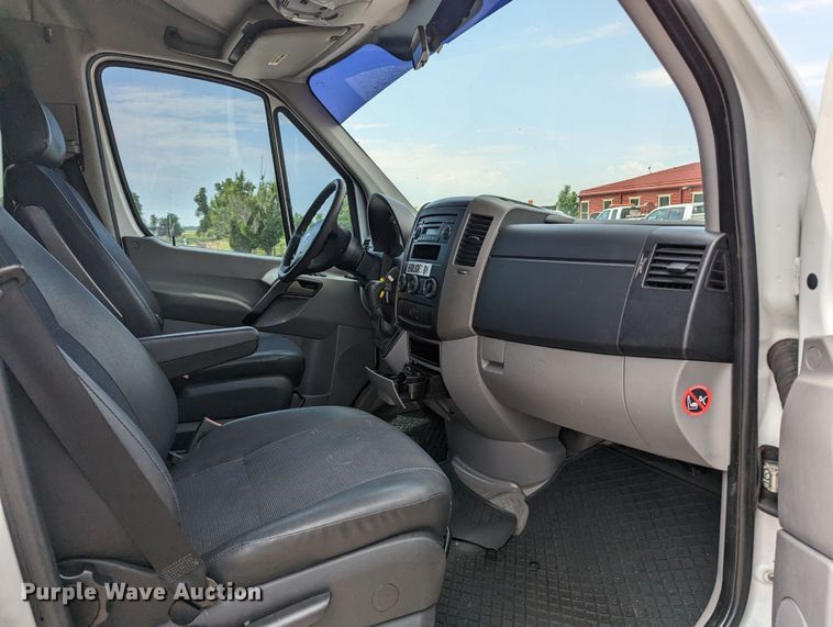 image for item MX9295 2011 Freightliner Sprinter  van