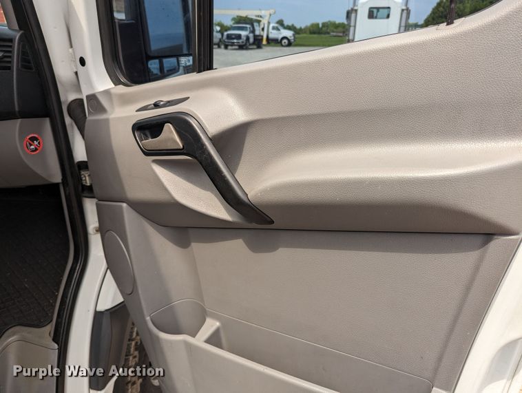 image for item MX9295 2011 Freightliner Sprinter  van