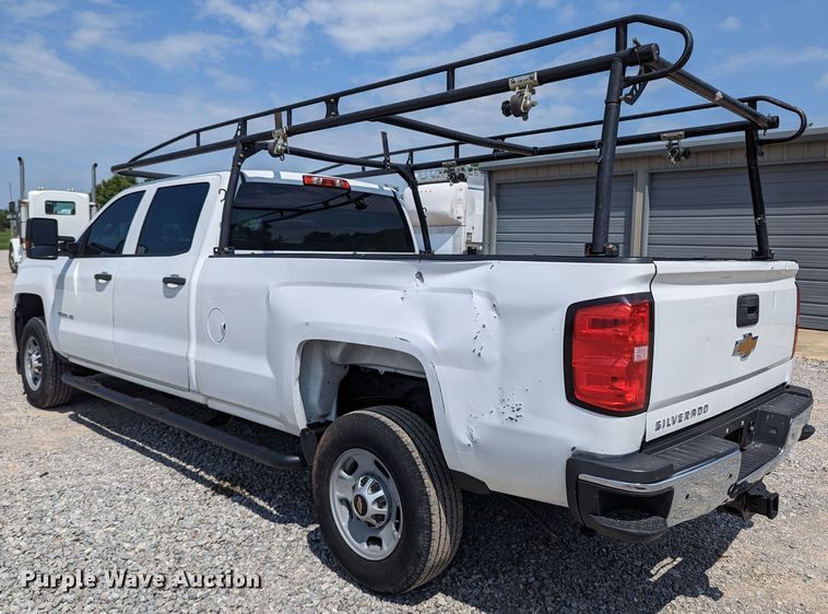 image for item MX9297 2015 Chevrolet 2500HD  Crew Cab pickup truck