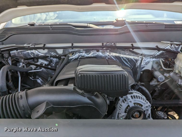 image for item MX9297 2015 Chevrolet 2500HD  Crew Cab pickup truck