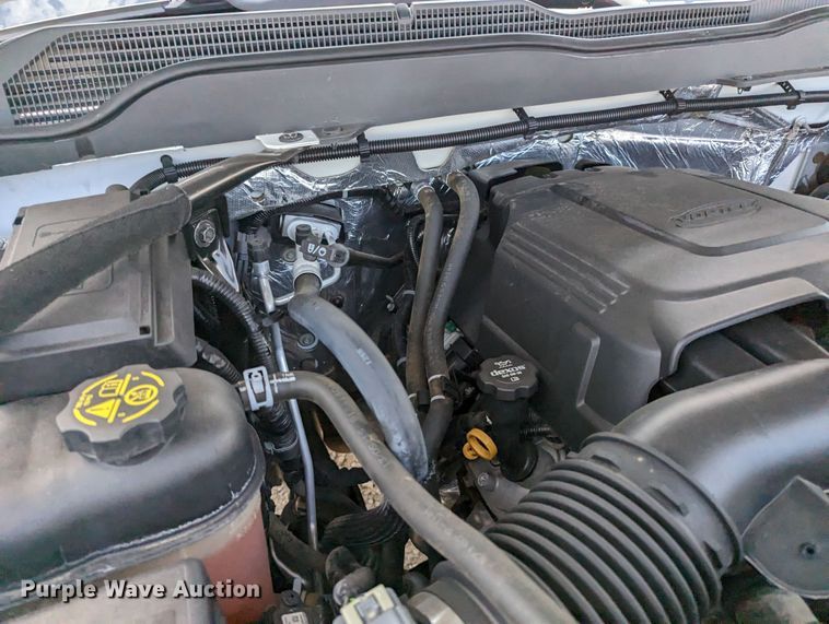 image for item MX9297 2015 Chevrolet 2500HD  Crew Cab pickup truck