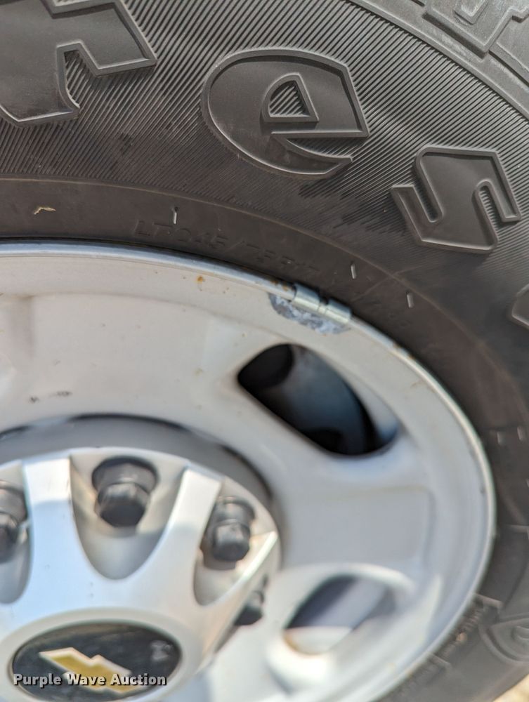 image for item MX9297 2015 Chevrolet 2500HD  Crew Cab pickup truck