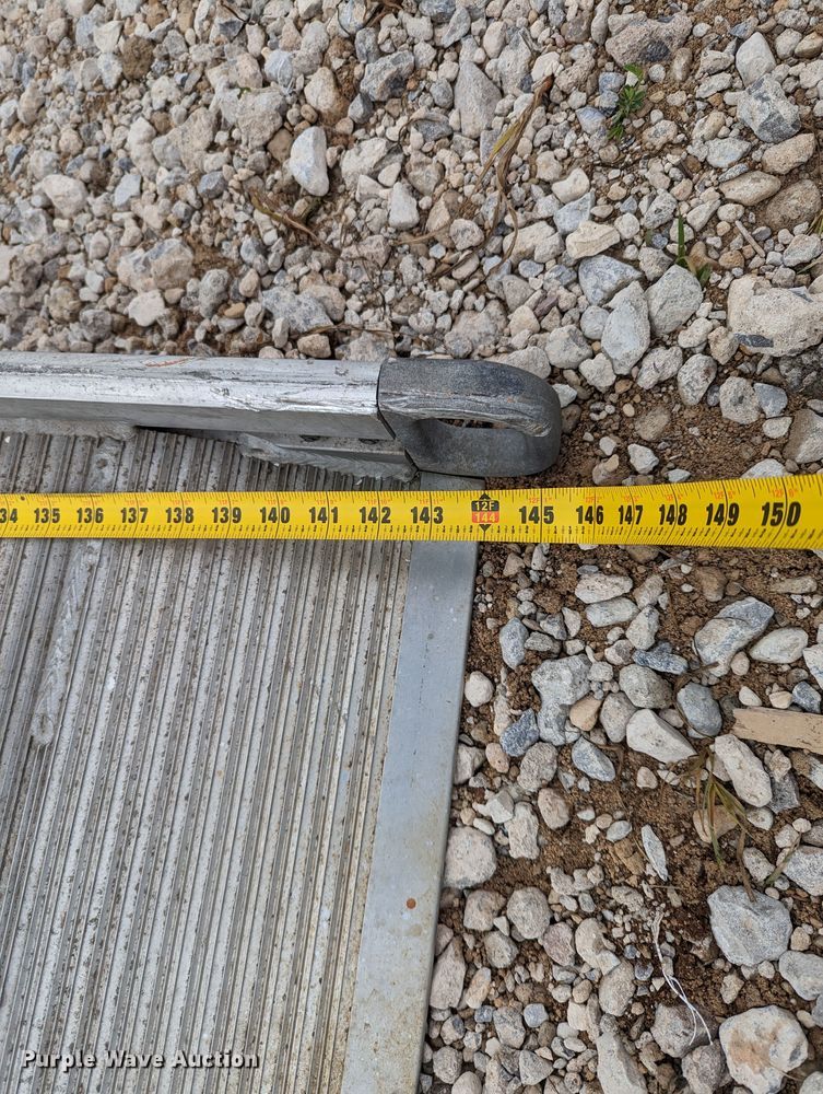 image for item MX9298 2002 GMC Savana  box truck