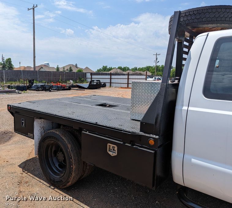 image for item MX9300 2012 Ford F550  SuperCab flatbed truck