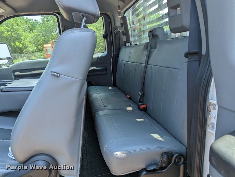 image for item MX9300 2012 Ford F550  SuperCab flatbed truck