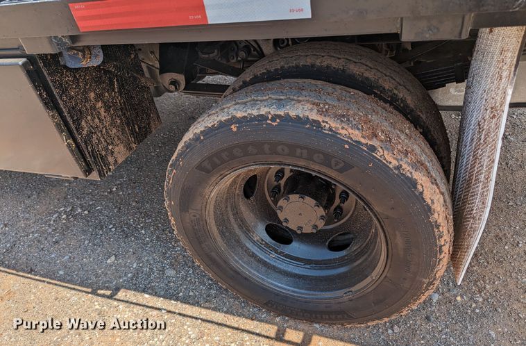 image for item MX9300 2012 Ford F550  SuperCab flatbed truck