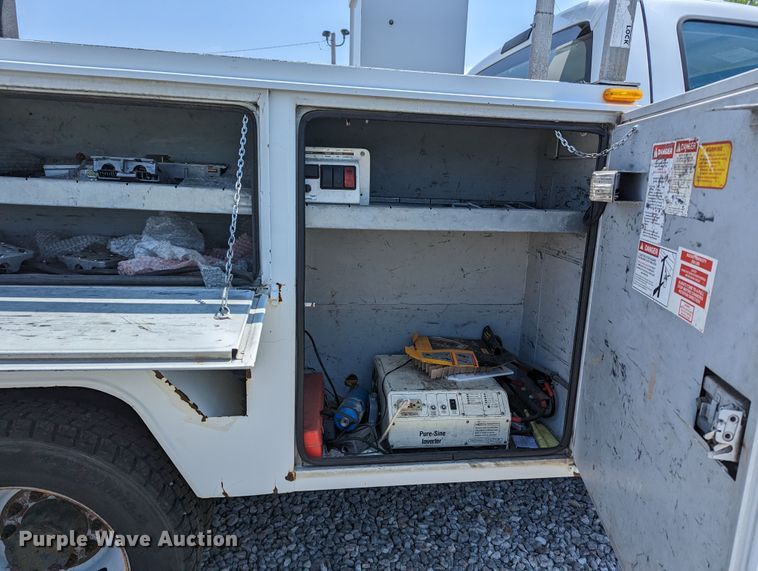 image for item MX9301 2008 Ford F450 Super Duty  bucket truck