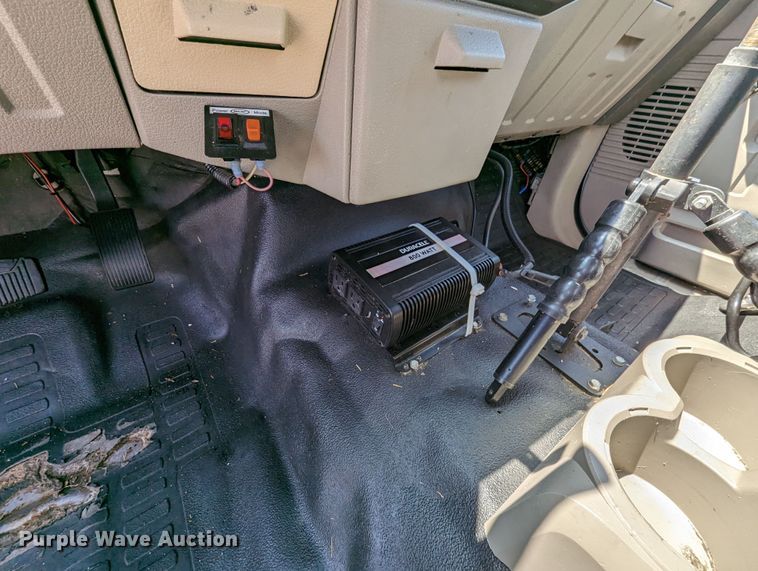 image for item MX9301 2008 Ford F450 Super Duty  bucket truck