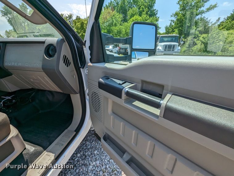 image for item MX9301 2008 Ford F450 Super Duty  bucket truck