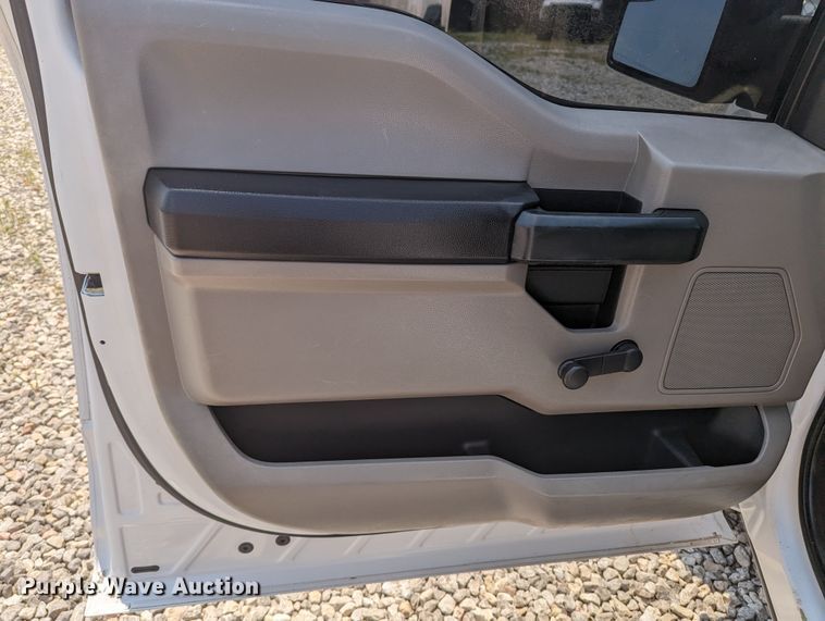 image for item MX9302 2016 Ford F150  pickup truck