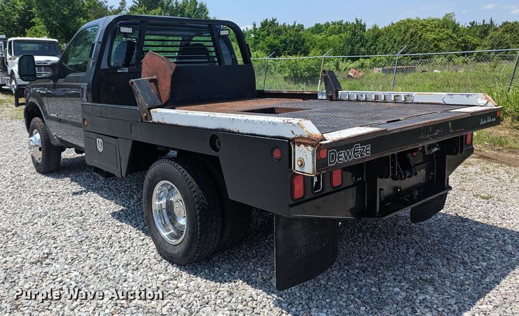 image for item MX9303 2006 Ford F350 Super Duty  bale bed pickup truck