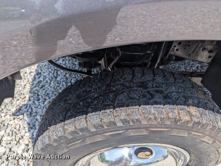 image for item MX9303 2006 Ford F350 Super Duty  bale bed pickup truck